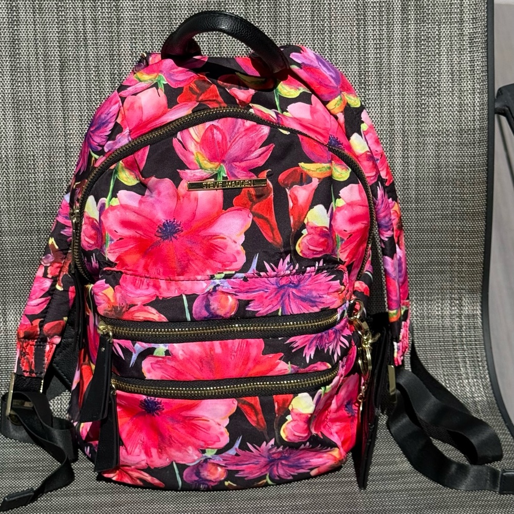 Steve Madden Floral Pink & Black Backpack Nylon/polyester